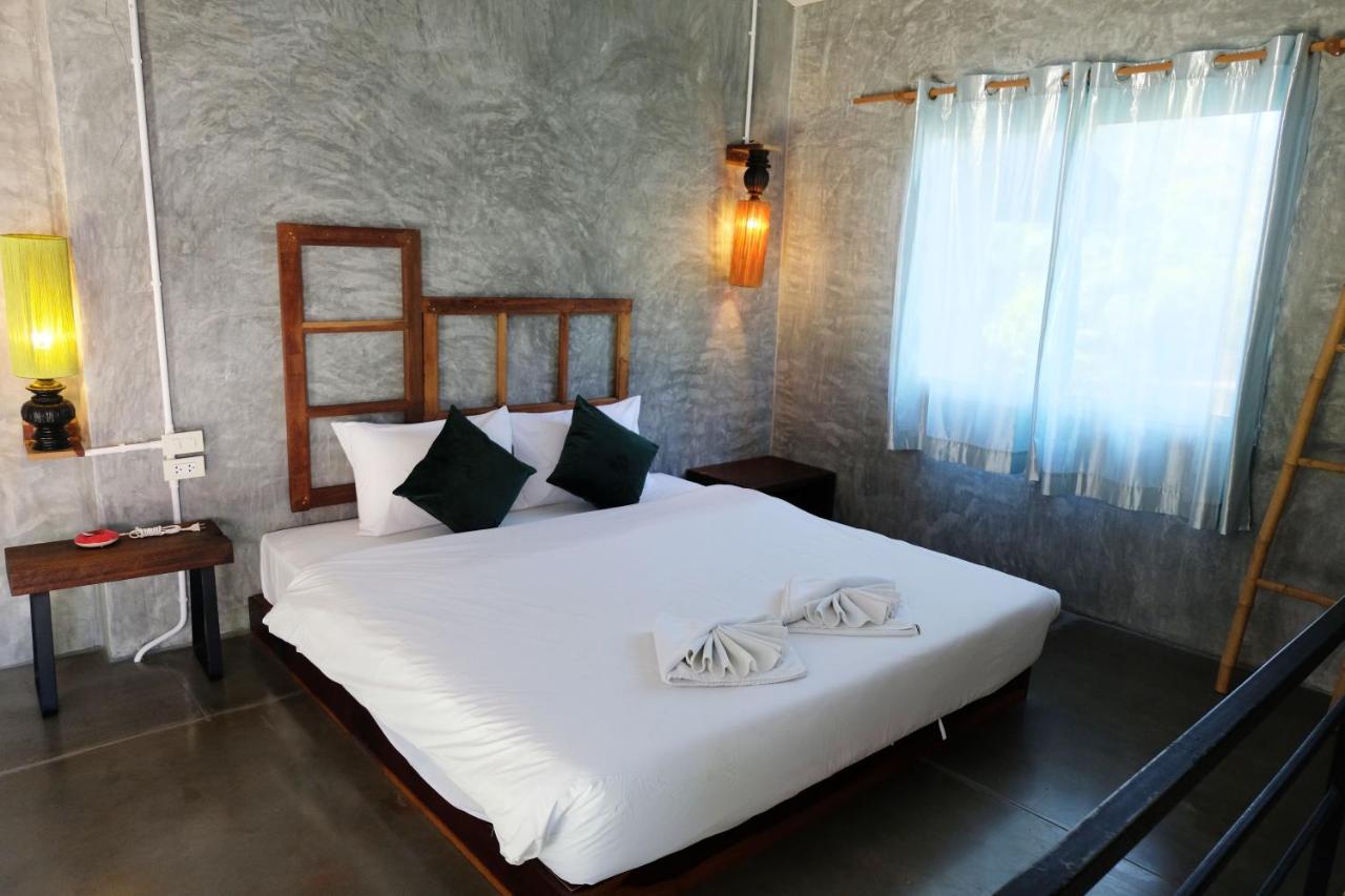 Aonang Third Place Hometel Ao Nang Buitenkant foto